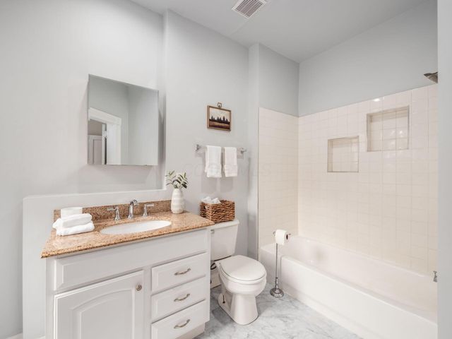 26 W 4th Avenue, Columbus, OH 43201