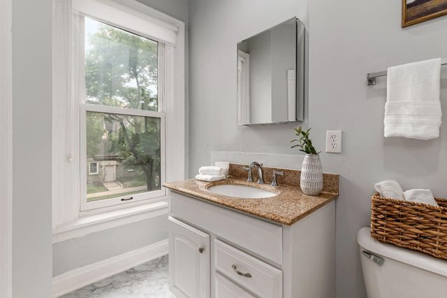 26 W 4th Avenue, Columbus, OH 43201