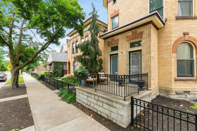 26 W 4th Avenue, Columbus, OH 43201