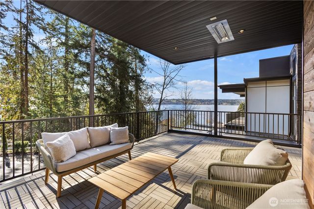 7116 NE 119th Lane, Kirkland, WA 98034