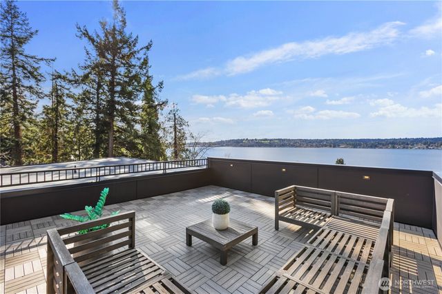 7116 NE 119th Lane, Kirkland, WA 98034