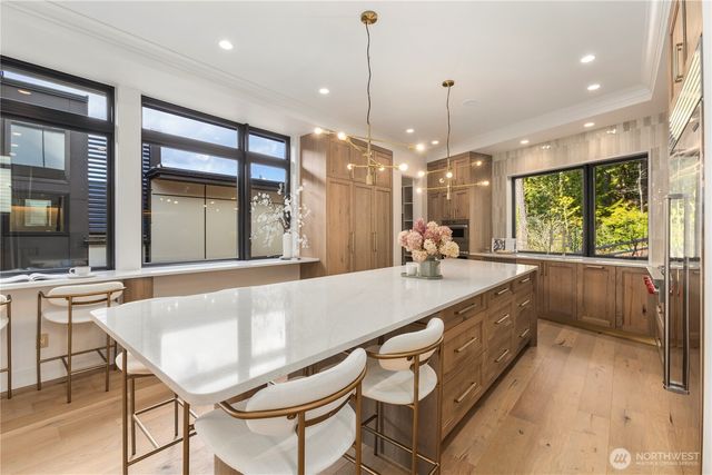 7116 NE 119th Lane, Kirkland, WA 98034