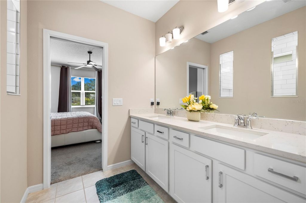 Image 23 of property listing at 783 LITTLE CLOUD PLACE, Valrico, FL 33594