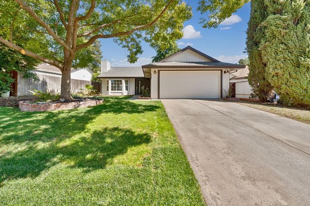7225 La Tour Dr, Sacramento, CA 95842
