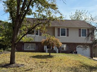 1454 S End Pkwy, Plainfield City, NJ 07060