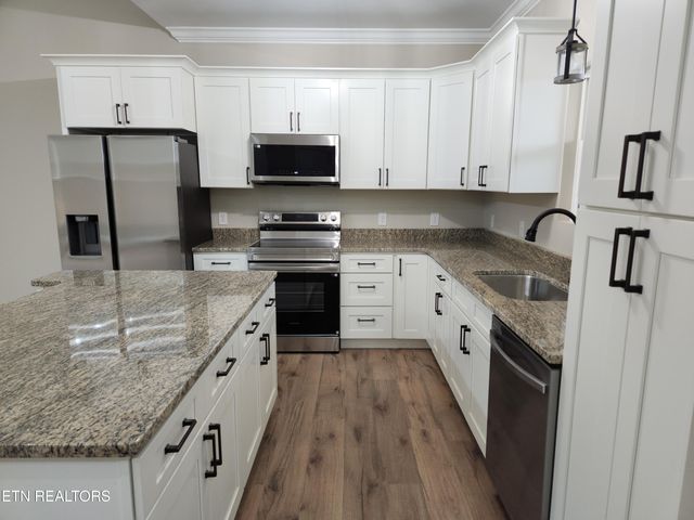 194 W West Park Circle, Decatur, TN 37322