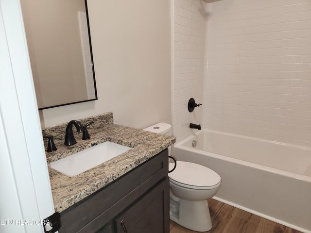 194 W West Park Circle, Decatur, TN 37322