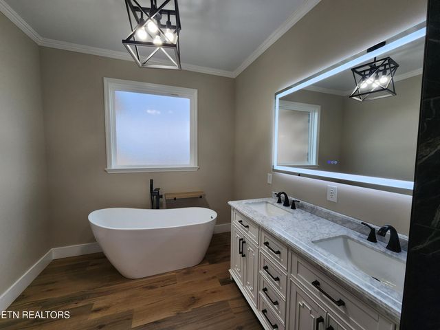 194 W West Park Circle, Decatur, TN 37322