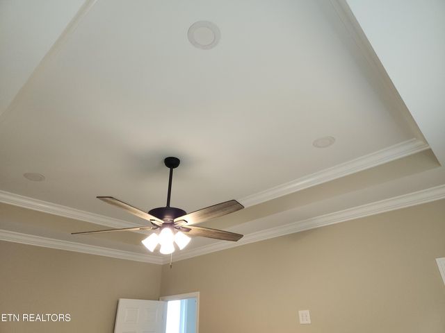 194 W West Park Circle, Decatur, TN 37322