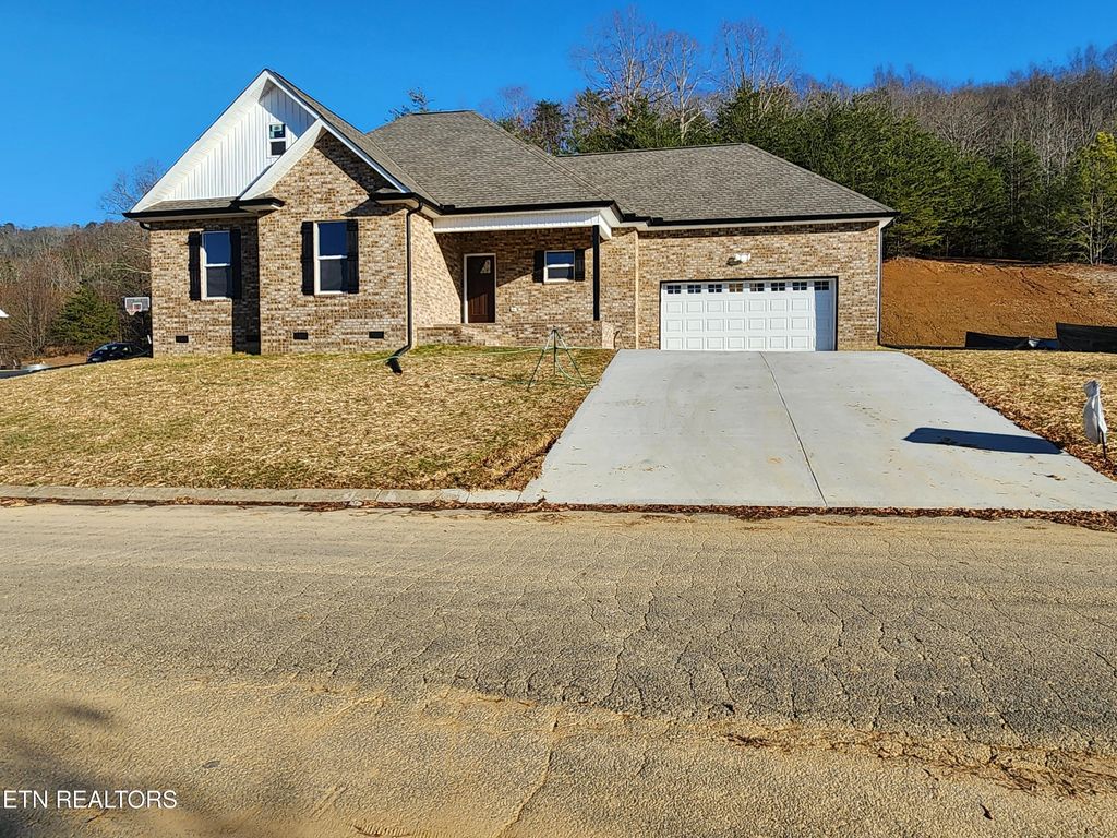 194 W West Park Circle, Decatur, TN 37322