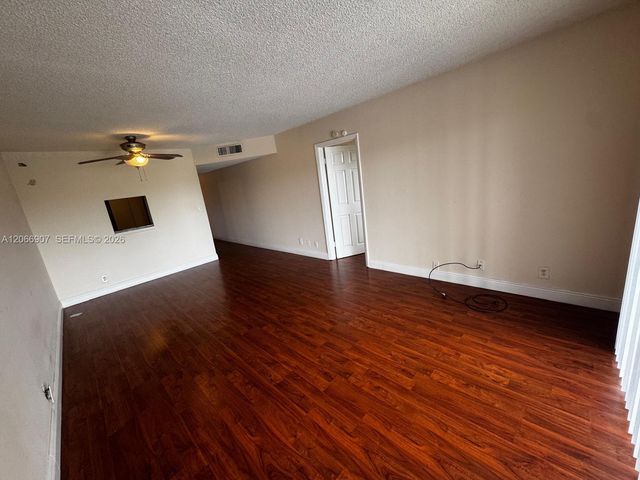 8020 N Colony Circle N 308, Tamarac, FL 33321