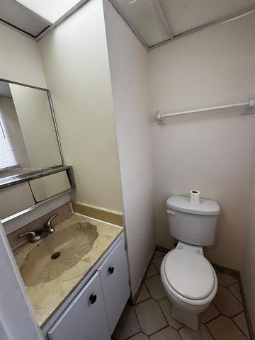 8020 N Colony Circle N 308, Tamarac, FL 33321