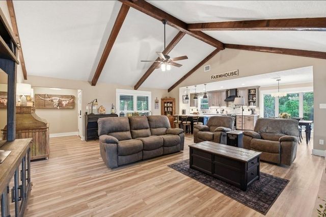 486 Hickory Creek Road, Bellville, TX 77418