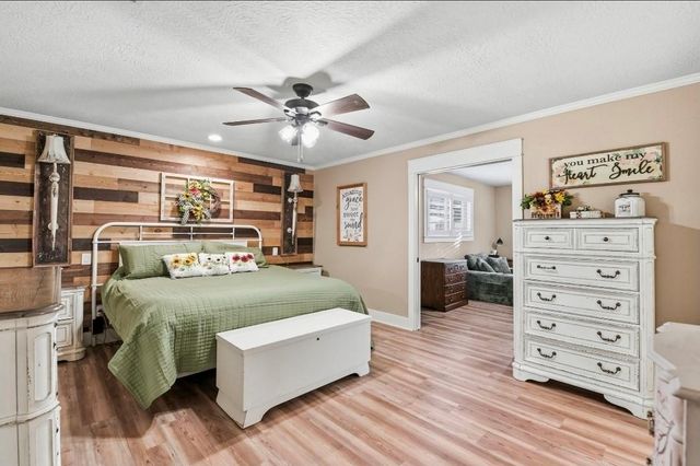 486 Hickory Creek Road, Bellville, TX 77418