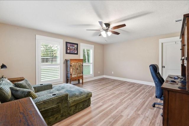 486 Hickory Creek Road, Bellville, TX 77418