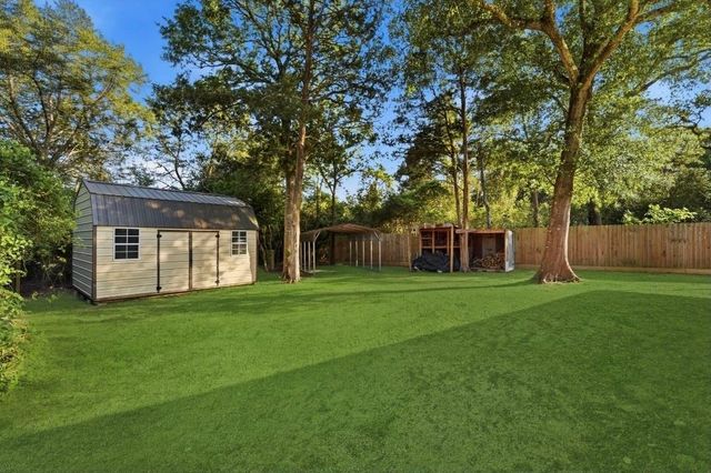 486 Hickory Creek Road, Bellville, TX 77418