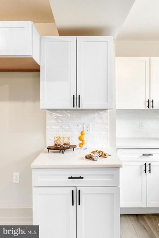 1965 GREENBRIAR RD, York, PA 17404