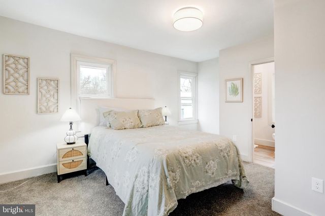 1965 GREENBRIAR RD, York, PA 17404