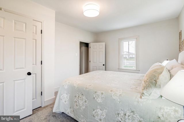 1965 GREENBRIAR RD, York, PA 17404