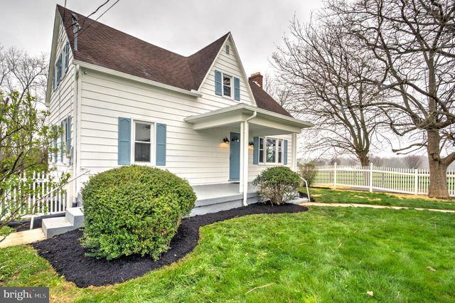 1965 GREENBRIAR RD, York, PA 17404