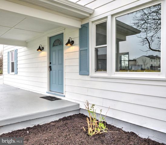 1965 GREENBRIAR RD, York, PA 17404