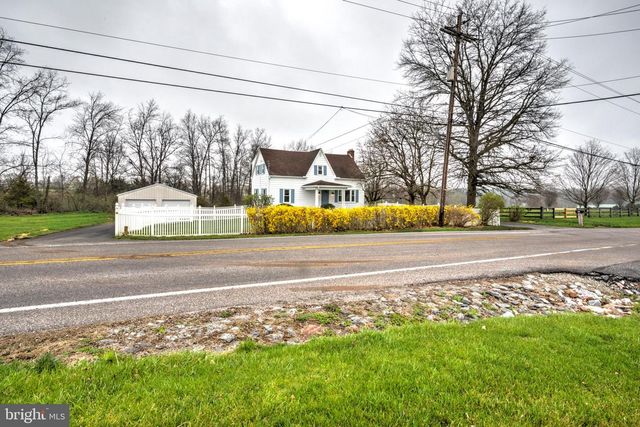 1965 GREENBRIAR RD, York, PA 17404