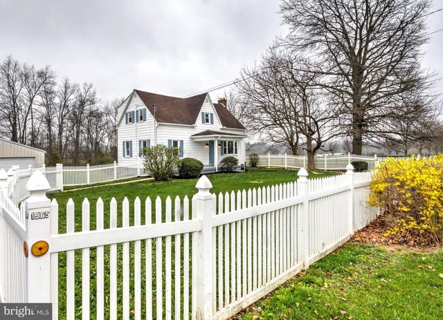 1965 GREENBRIAR RD, York, PA 17404