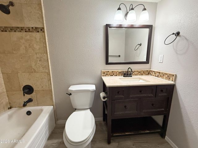 749 E Montebello Avenue 233, Phoenix, AZ 85014