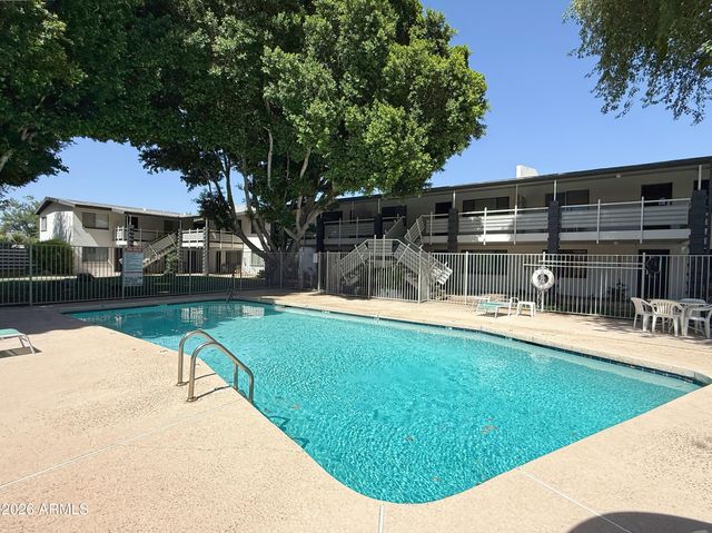 749 E Montebello Avenue 233, Phoenix, AZ 85014