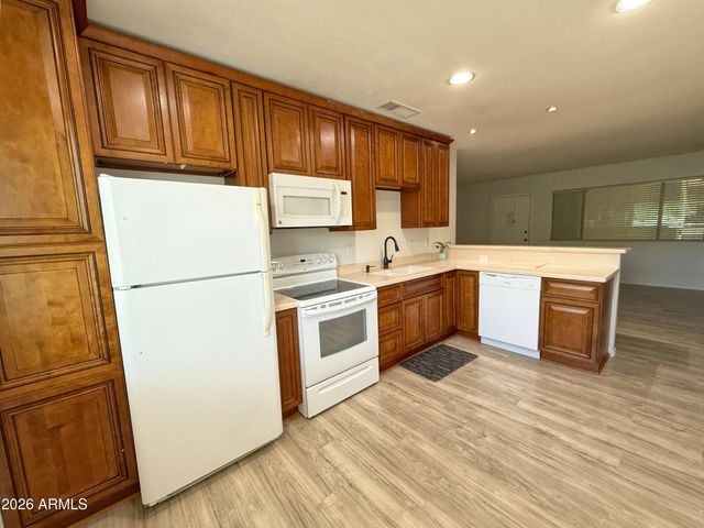 749 E Montebello Avenue 233, Phoenix, AZ 85014
