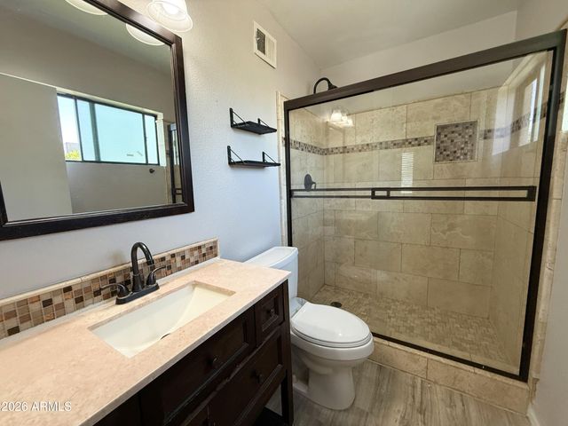 749 E Montebello Avenue 233, Phoenix, AZ 85014