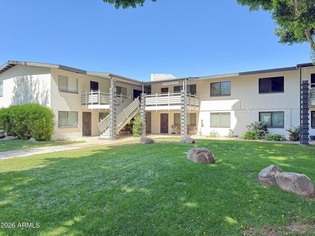 749 E Montebello Avenue 233, Phoenix, AZ 85014