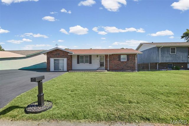 2005 Louise Avenue, Cahokia, IL 62206