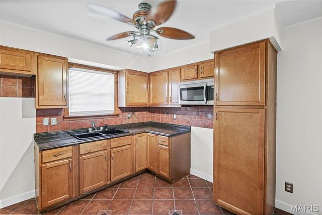 2005 Louise Avenue, Cahokia, IL 62206
