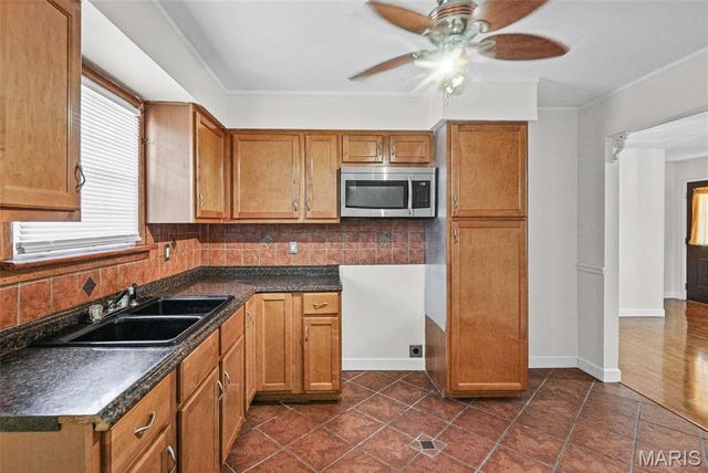 2005 Louise Avenue, Cahokia, IL 62206