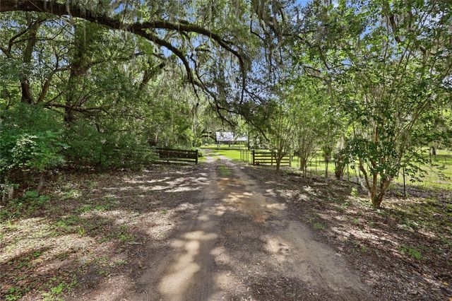 22929 E COUNTY ROAD 1474, Hawthorne, FL 32640