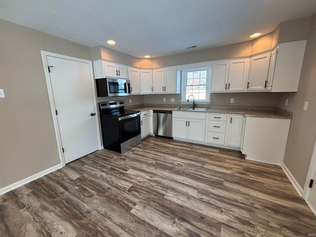 3517 Kirkwood Drive, Fort Wayne, IN 46805