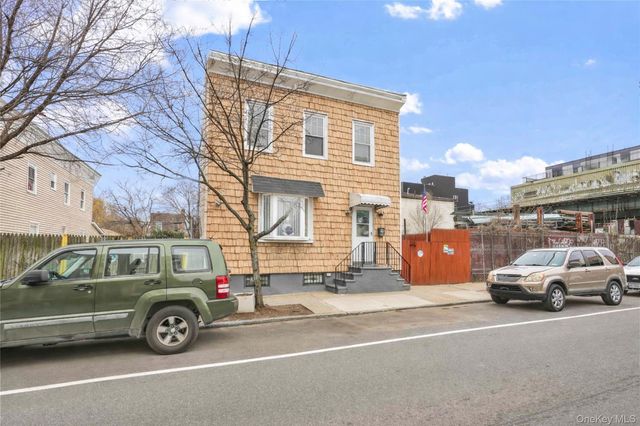 152 Miller Avenue, Brooklyn, NY 11207