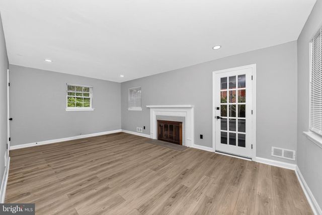 2416 LAKE AVE, Landover, MD 20785
