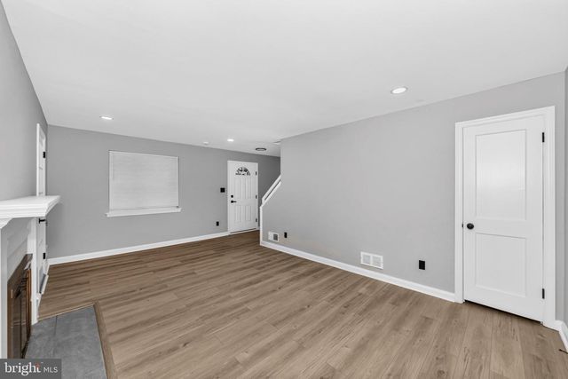 2416 LAKE AVE, Landover, MD 20785