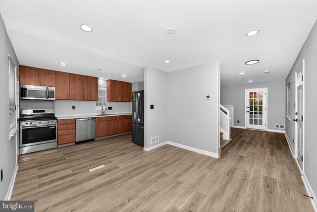 2416 LAKE AVE, Landover, MD 20785
