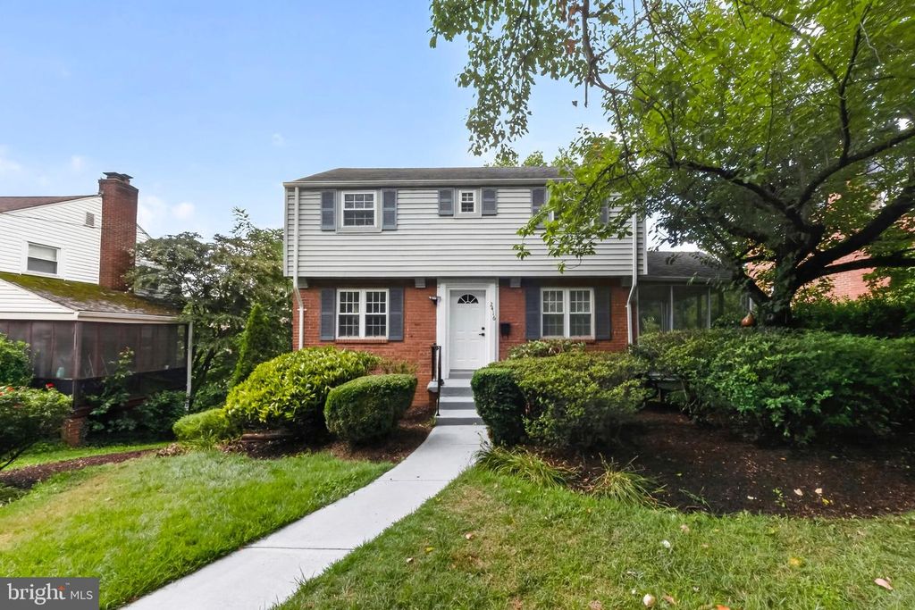 2416 LAKE AVE, Landover, MD 20785