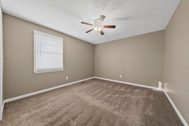 6483 Dogwood Dr, Greenbrier, TN 37073