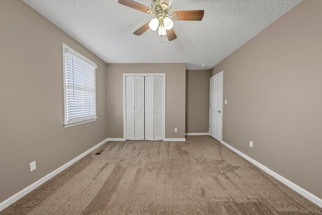 6483 Dogwood Dr, Greenbrier, TN 37073