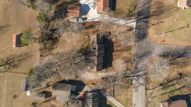 6483 Dogwood Dr, Greenbrier, TN 37073