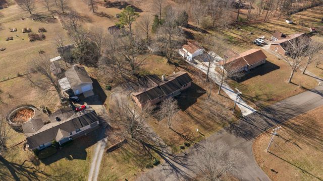 6483 Dogwood Dr, Greenbrier, TN 37073