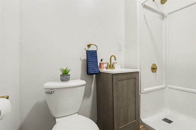 243 Howland Street, Battle Creek, MI 49037