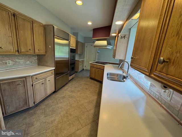 1217 MEDFORD RD, Wynnewood, PA 19096