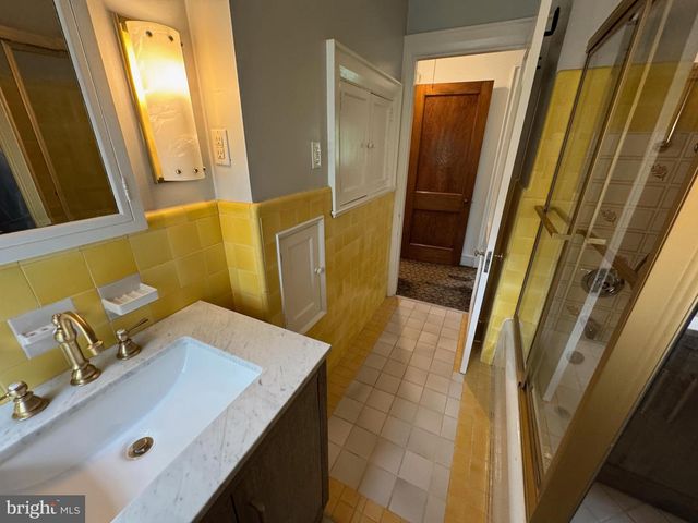 1217 MEDFORD RD, Wynnewood, PA 19096