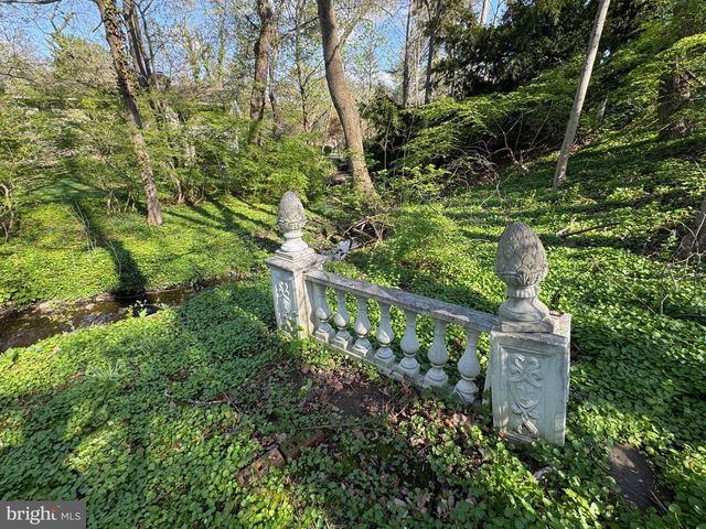 1217 MEDFORD RD, Wynnewood, PA 19096